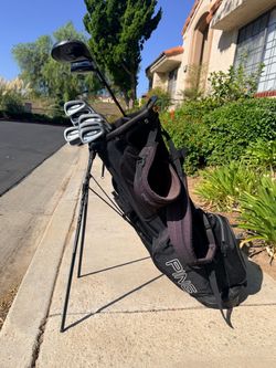 Complete golf club set!! Titleist 909D3 Driver, DCI 762 Irons, Odyssey Putter & Ping Stand Bag $399