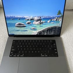 MacBook Pro 16 inch - M1 Max - 64 memory- 2 TB storage