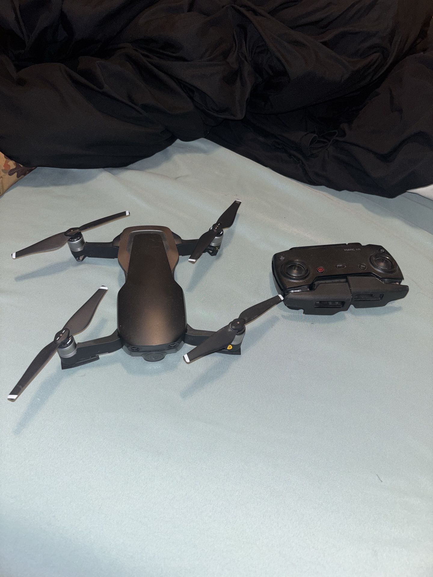 DJI MAVIC AIR DRONE