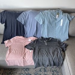 Men’s Lg T Shirts
