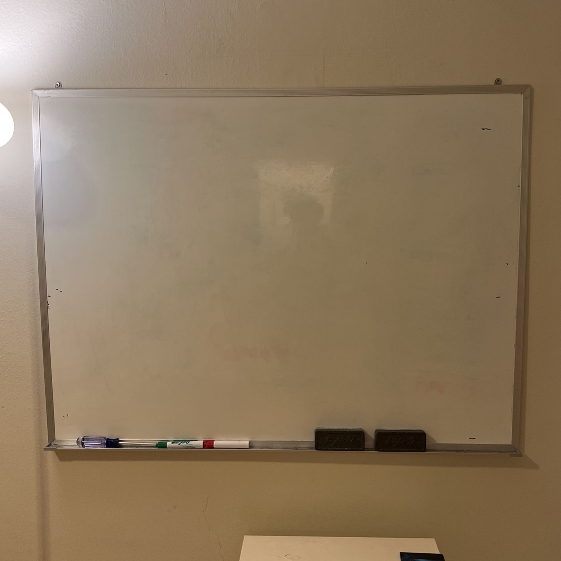 Free 2 Big Whiteboards 