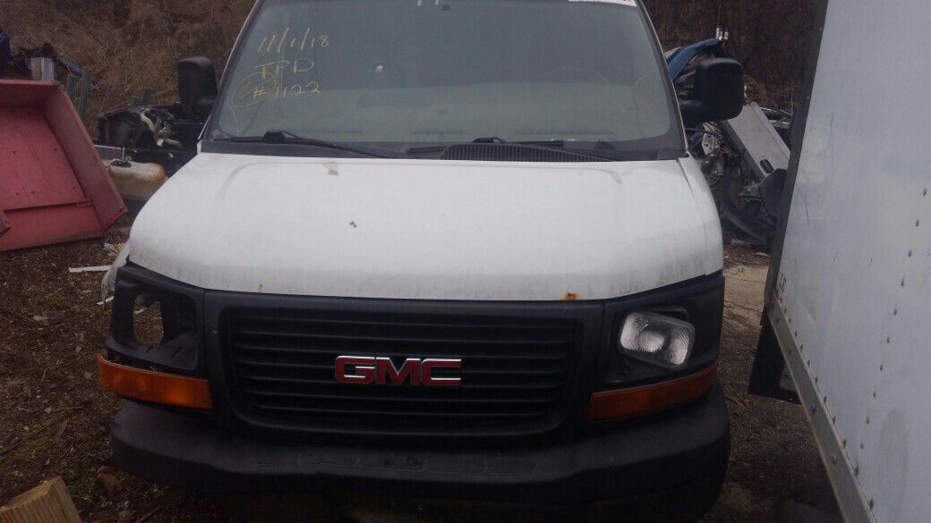 Chevrolet express gmc savana parts part out