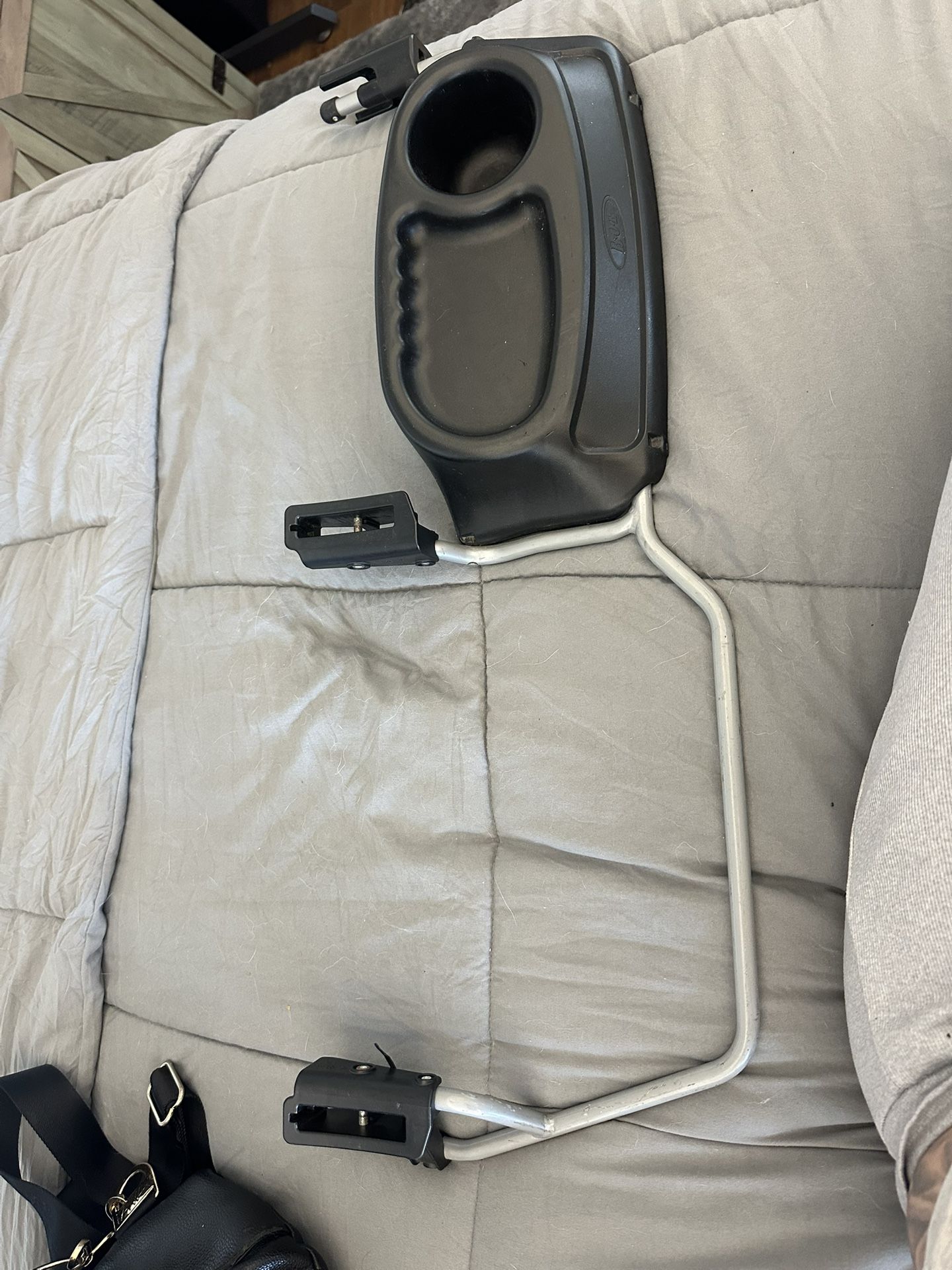 Front Accessory Tray Rack For BOB Double Stroller. Snack tray and britax car seat attachment Excellent condition