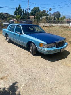 1991 Lincoln Town Car