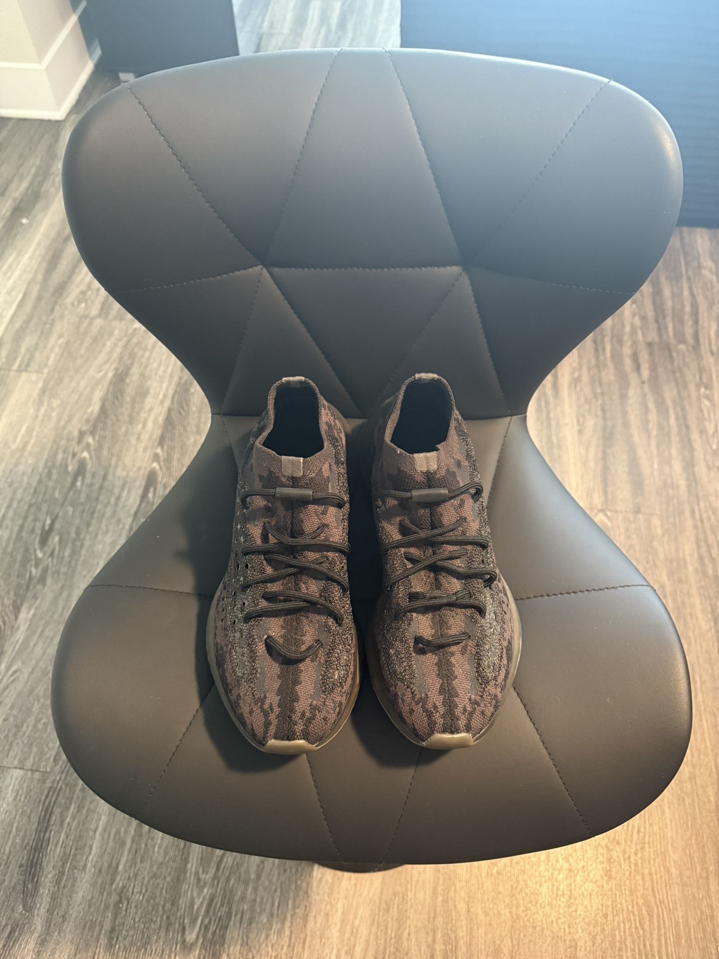 Yeezy Boost 380 “Onyx” - www.rajagirimanappuram.com