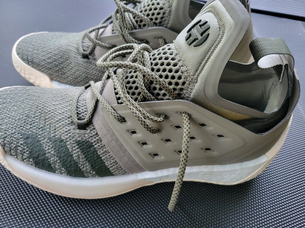 Adidas Hsrden Vol 2 Size 10.5 Men