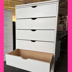 Dresser / Five drawers dresser