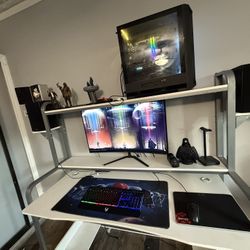 Complete Gaming Set Up