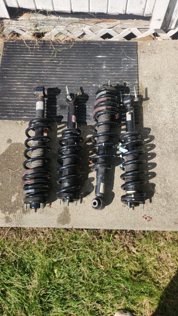 Ford 2024 Bronco Shocks