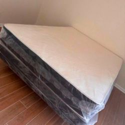New QUEEN SIZE BED SET MATTRESS + METAL RAILS AND BOX SPRINGS SET FREE DELIVERY 