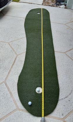 Professional Putting Pad