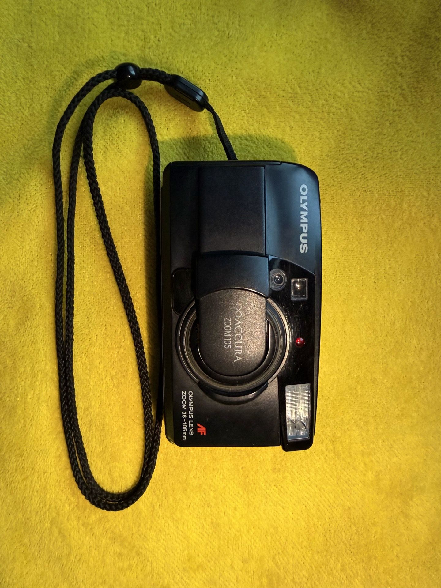 Olympus infinity Accura Zoom 105 35mm Film Camera w/38-105mm Zoom