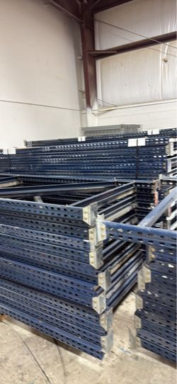 TAKING OFFER ON Pallet Rack Uprights and Beams
