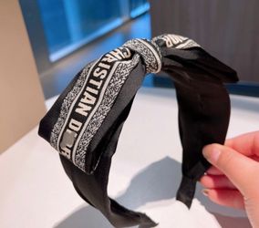 Dior headband, new