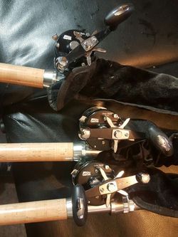 I have 3 Abu garcia BIG Game Ambassadeur 6500cl for sale 300 never been used i just got the wrong ones shoot me a nice off