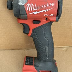 Milwaukee Impactó 18v En Buen Estado 