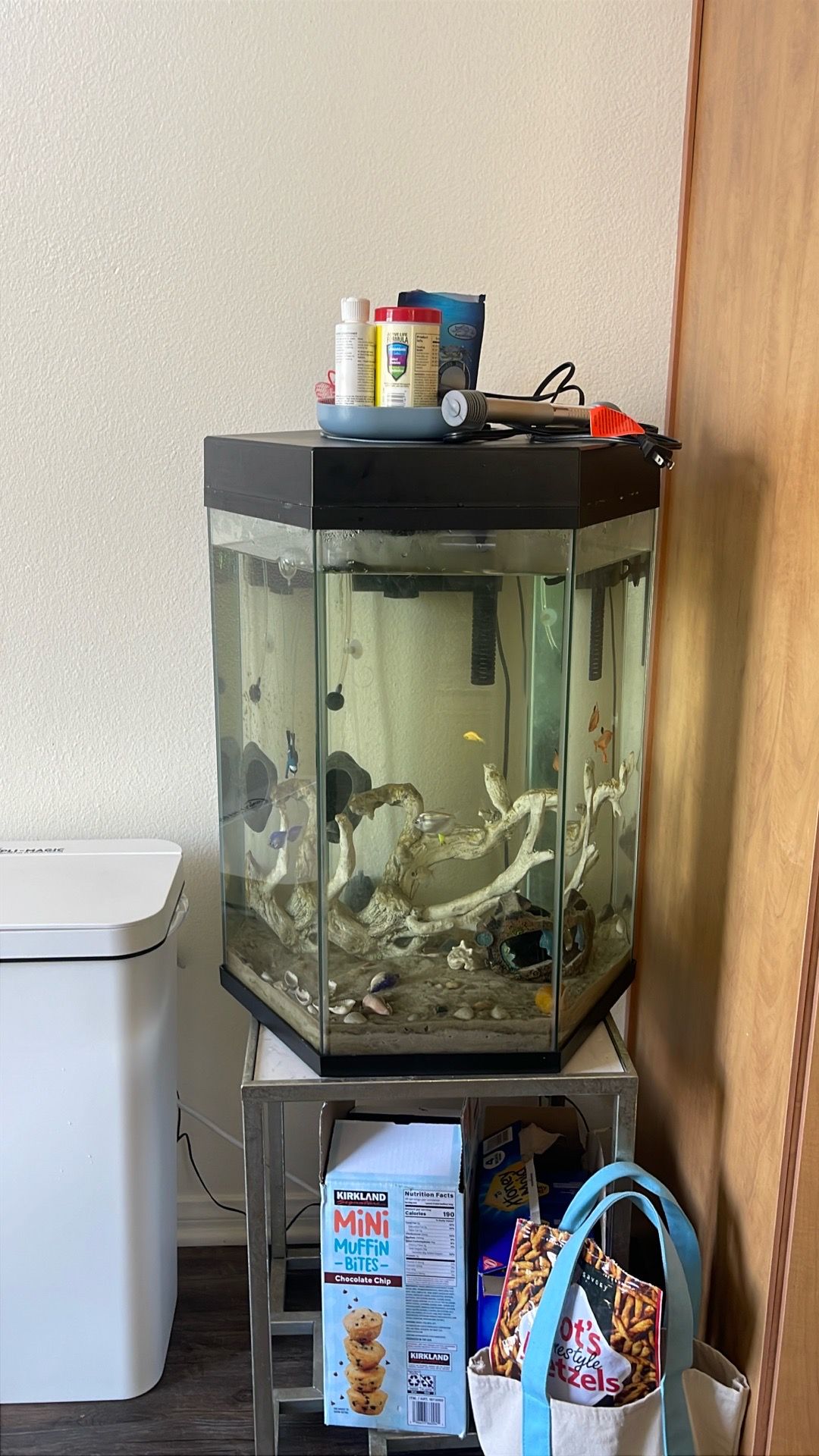 Fish tank fresh water