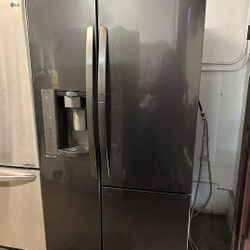 LG Side By Side Refrigerator 