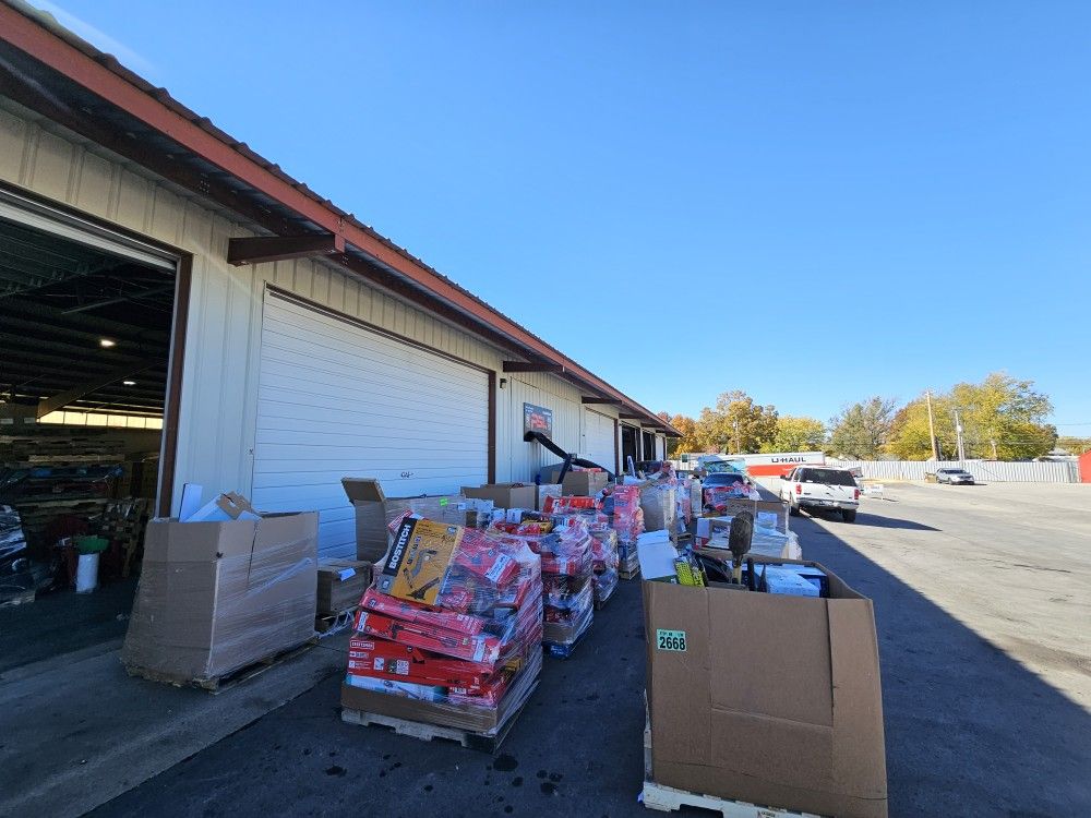 New L@wes Truckload Is Here Don't Miss is
Multi Pallet Discount Available! $100 and up