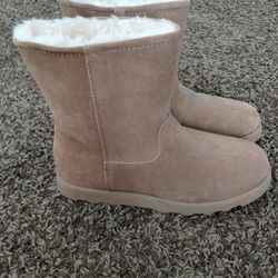 Women's Boots