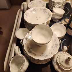 Johann Haviland Blue Garland Antique China. 114 Pieces. New