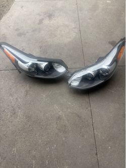 Kia sportage headlights