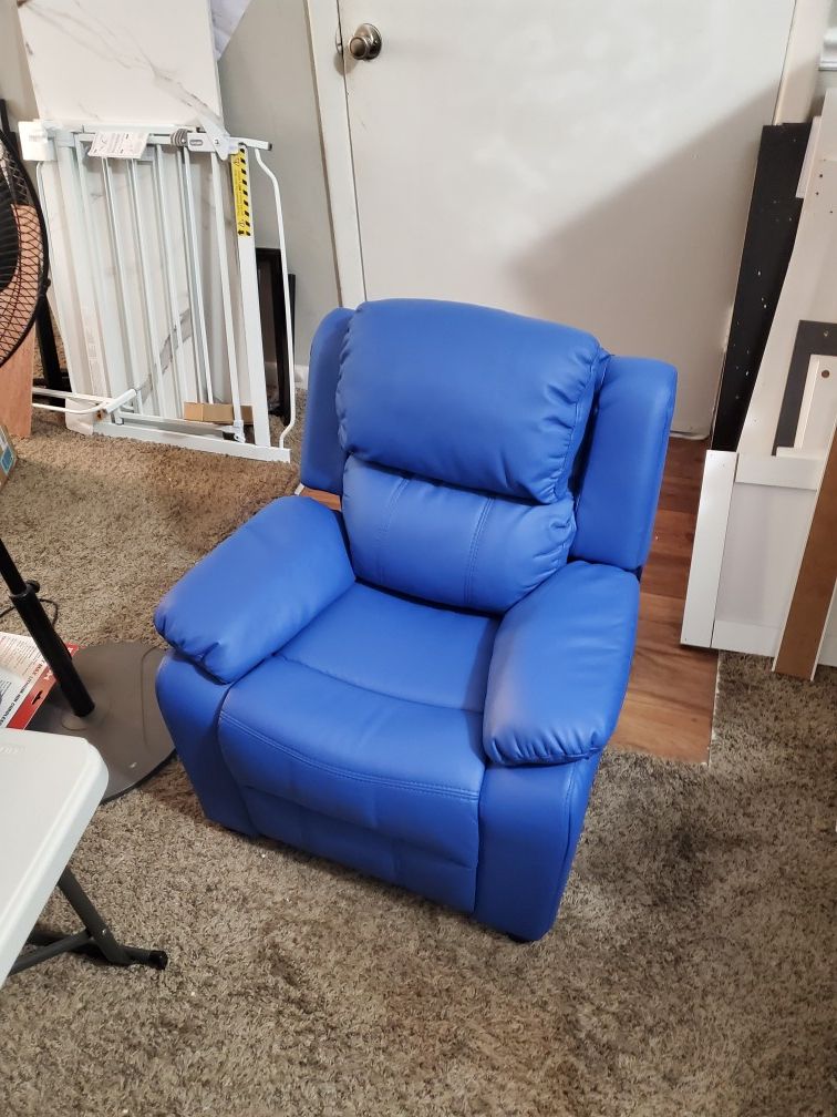 Brand new sky blue kid leather sofa recliner!!!!💥💥💥💥