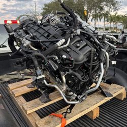 BRAND NEW OEM 3.6L Pentastar V6 Engine – 0 MILES – 2025 Jeep Gladiator – COMPLETE