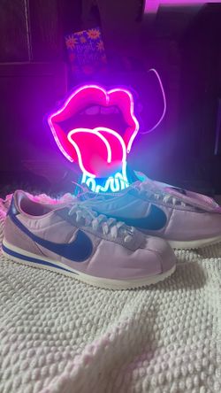 Nike Women 11 Lavender / purple  Cortez Nike  half OFF
