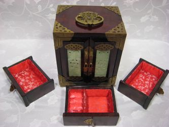 Asian Jewelry Box