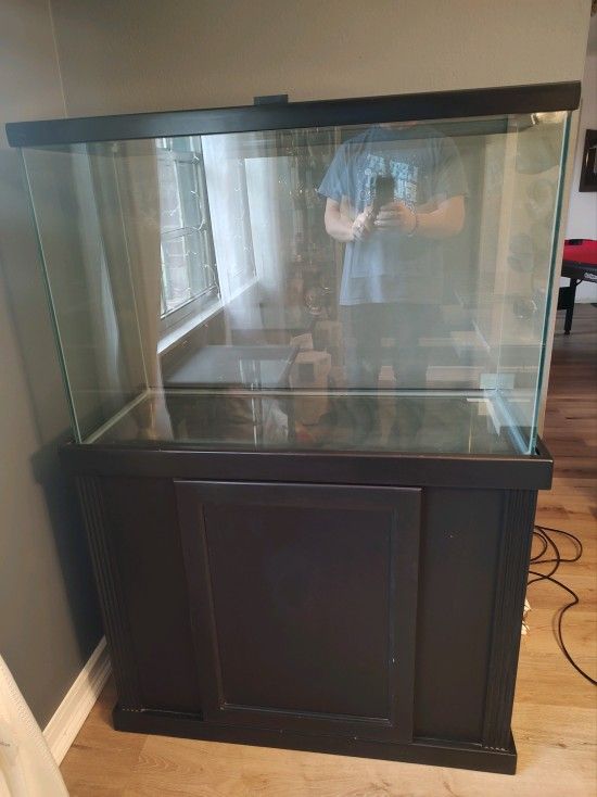 55 Gallon Fish Tank With Stand and Glass Lid