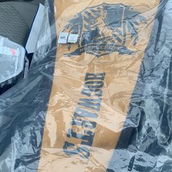 Harry Potter Hufflepuff Pennant / Free X Wing W/buy