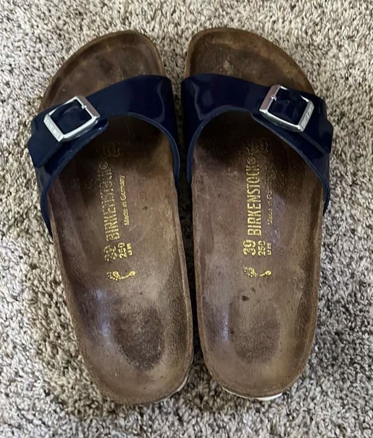 Birkenstock women’s sandals size 39