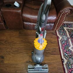 Dyson DC 40 vacuum 