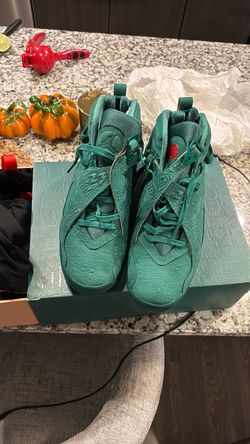 Jordan bin 8