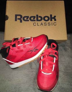 Boys shoes