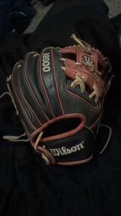 Wilson A2000 leather baseball/softball glove left handed & web gem Glove care system