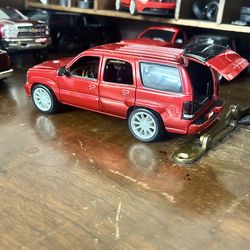 Diecast Toy truck 1/24 scale