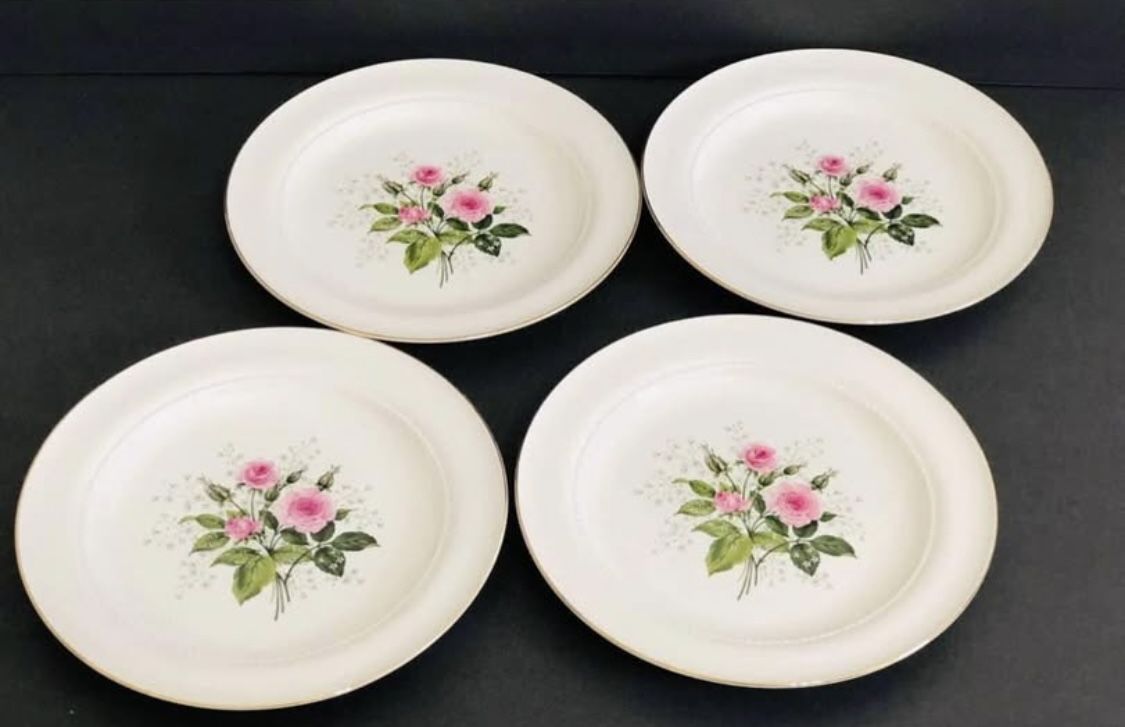 Vintage Superior Hall Quality Heather Rose 9” Dinner Plates