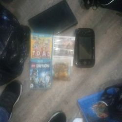 Nintendo Wii  U And Games  1 Controller And Portable Wii U