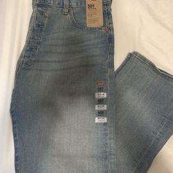 New Light Blue Denim Wash Levi Jeans 36x30