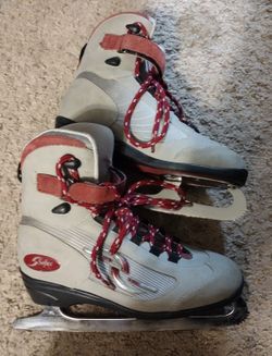Women's Softec Ice Skates