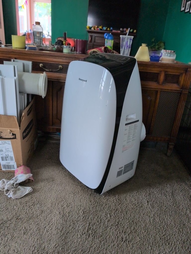 Honeywell Standing Air Conditioner