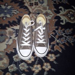 Converse Chuck Taylor Low Top Gymshoes.