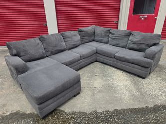 Sectional with chaise