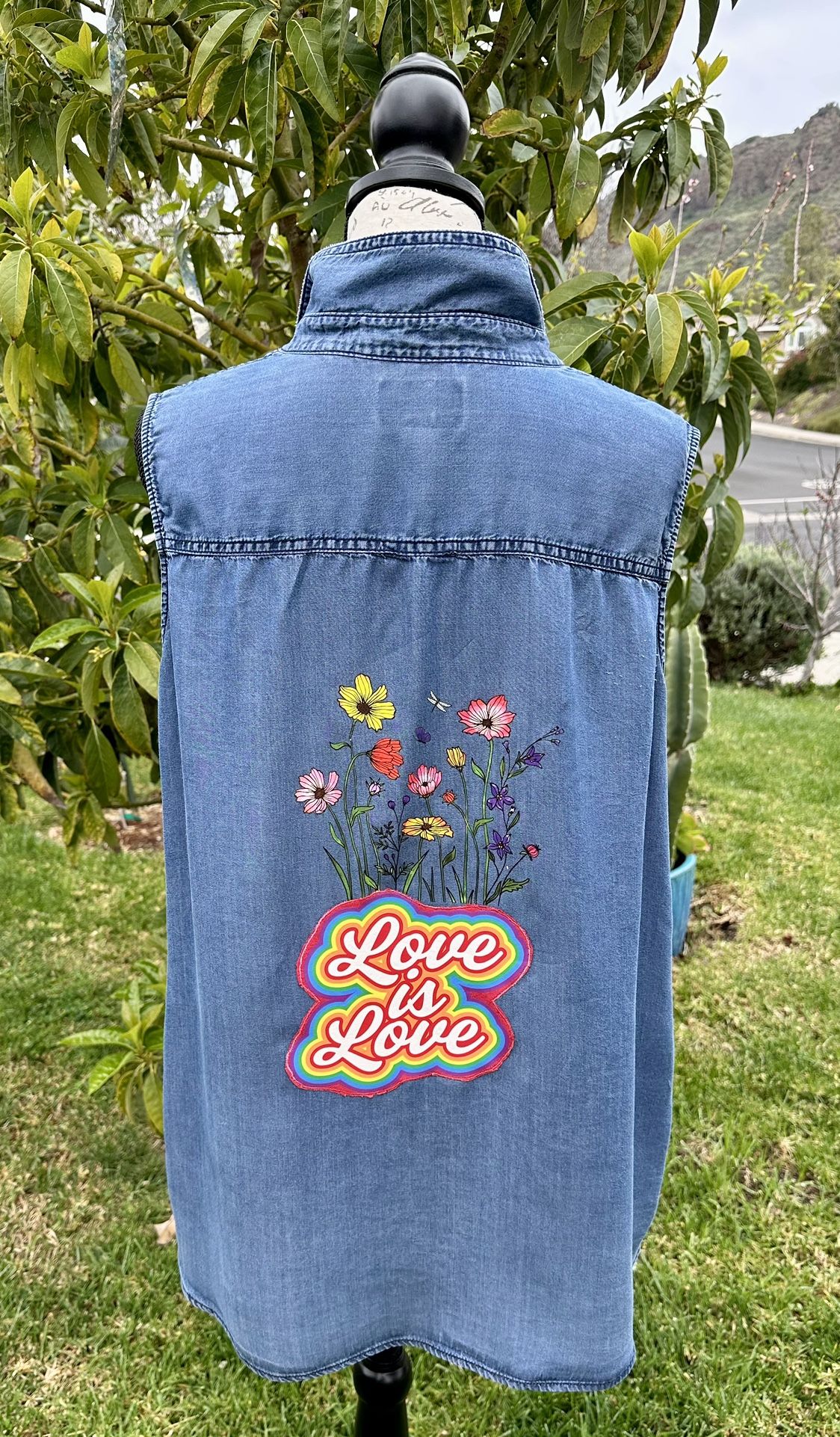 Women’s Sleeveless 1X Shirt