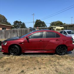 Mitsubishi 2008 clean title  130,000 miles manual