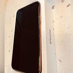 Iphone XS In Excellent Condition
