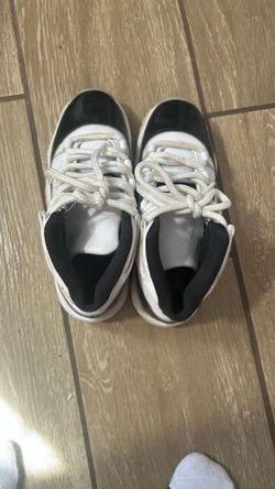 Jordan 11s