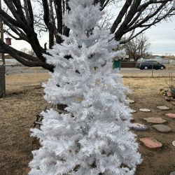 Nice 8ft White Tree